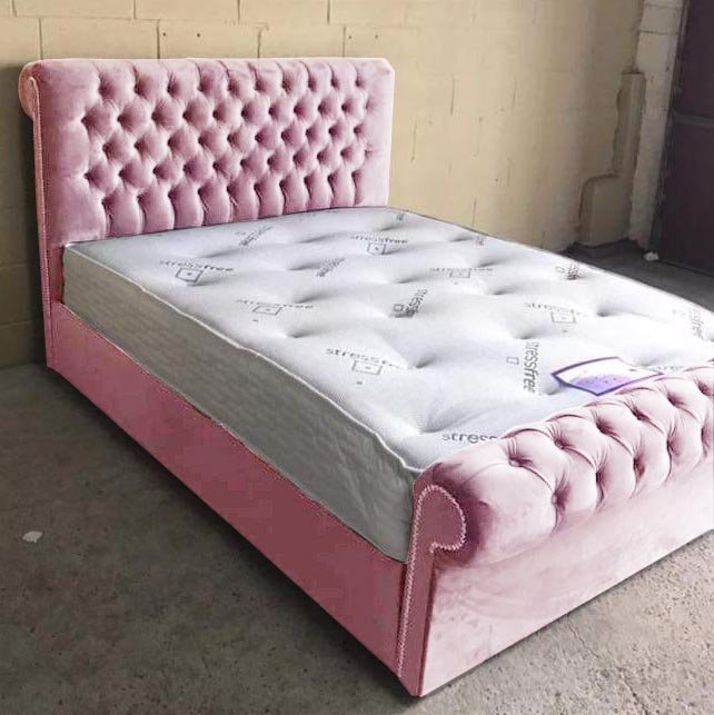 Aurora Sleigh Bed