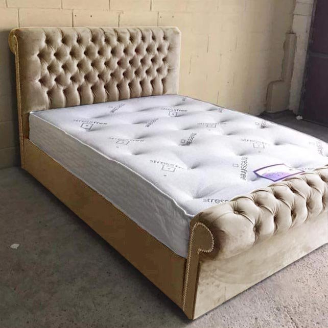 Maplecrest Sleigh Bed