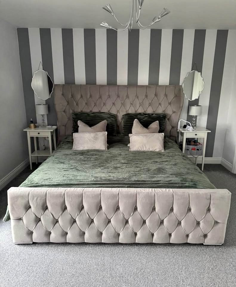 Kuvana Oxford wingback Bed