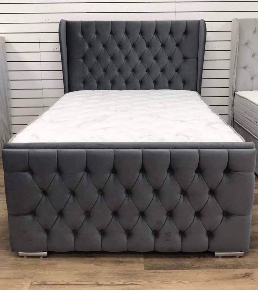 Opulent Oasis Florida bed